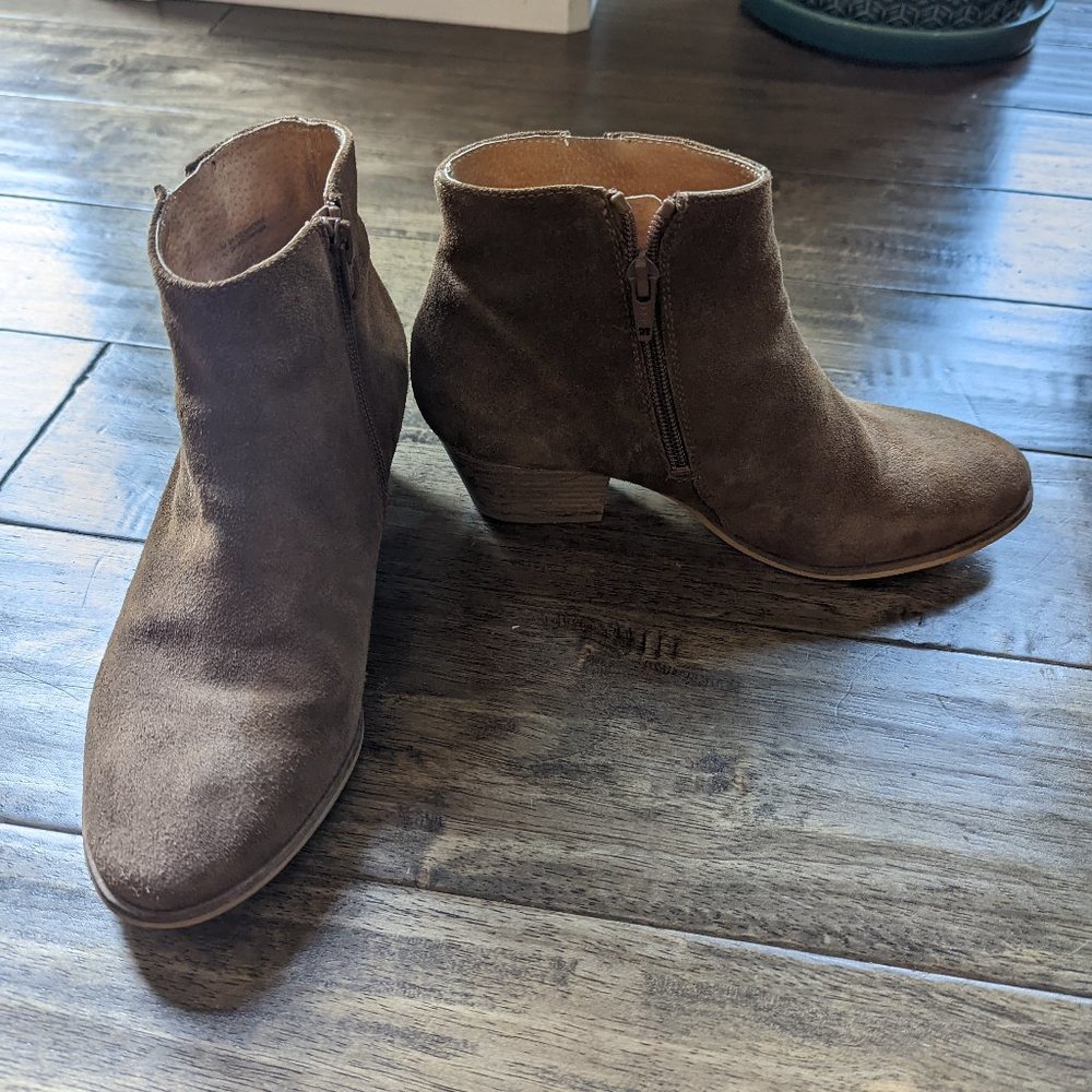 Aldo tan suede ankle boots